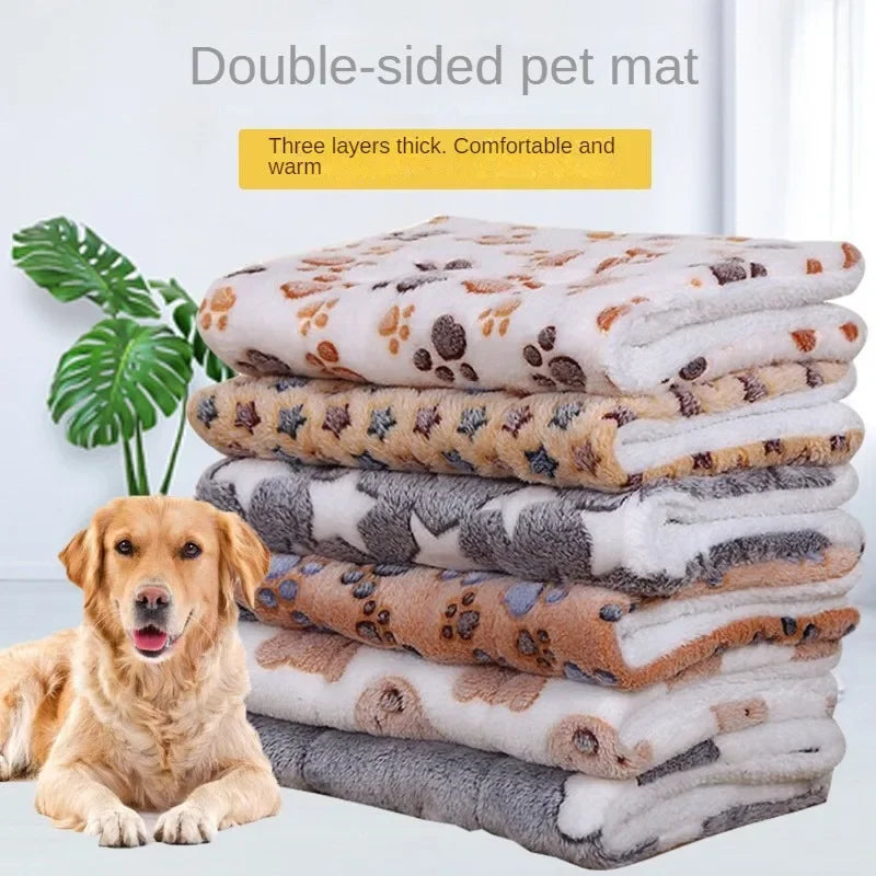 "Reversible Plush Pet Mat: Cozy Bed & Blanket for Cats and Small Dogs"